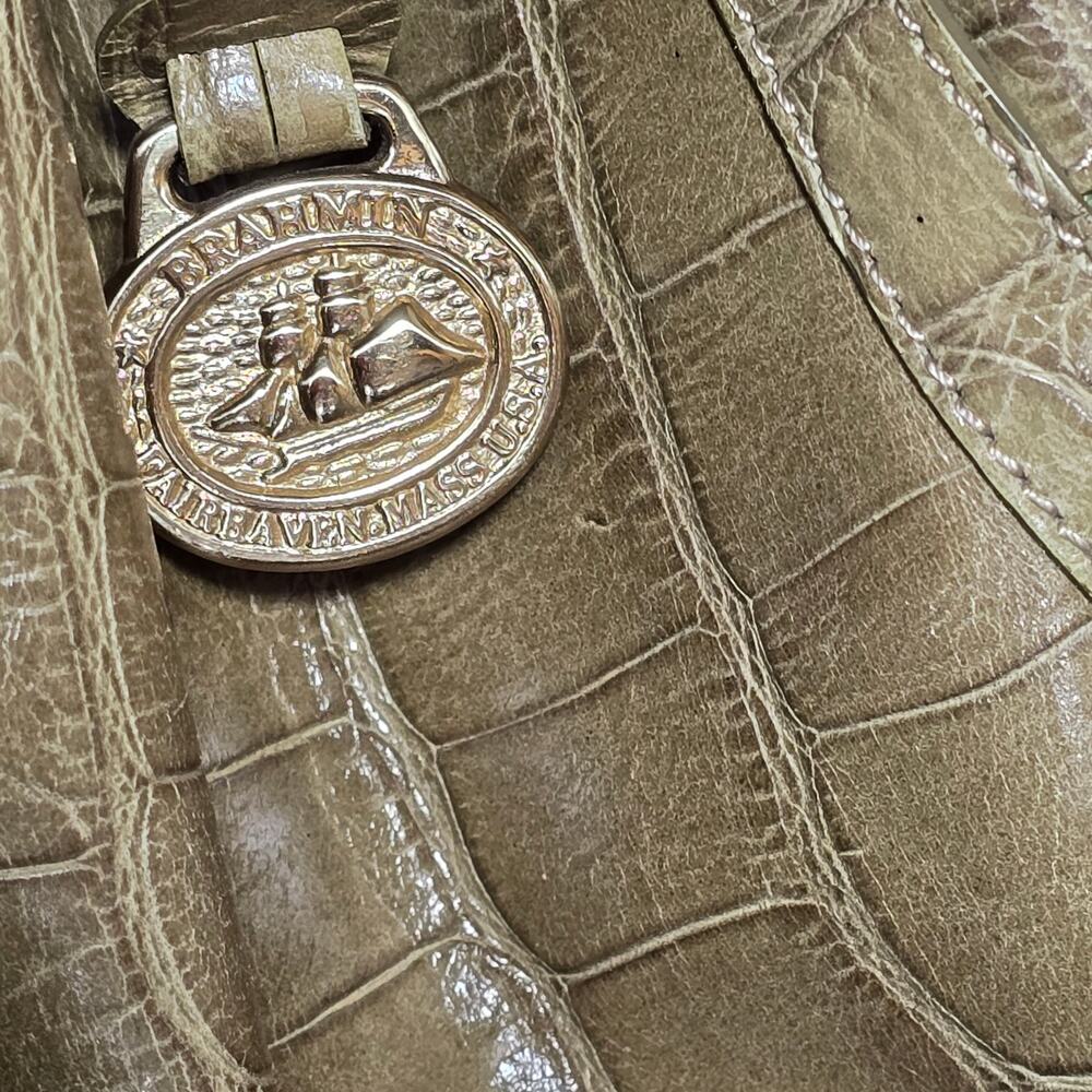 Vintage Brahmin in Pristine Condition Green Croc Embossed Leather With Bag - Picture 3 of 14